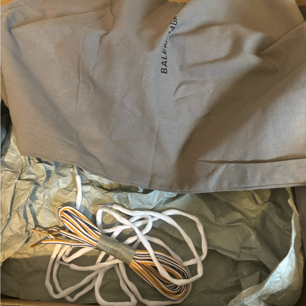 Balenciaga tracks size 43(10)